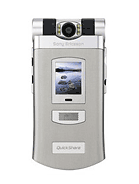 Best available price of Sony Ericsson Z800 in Oman